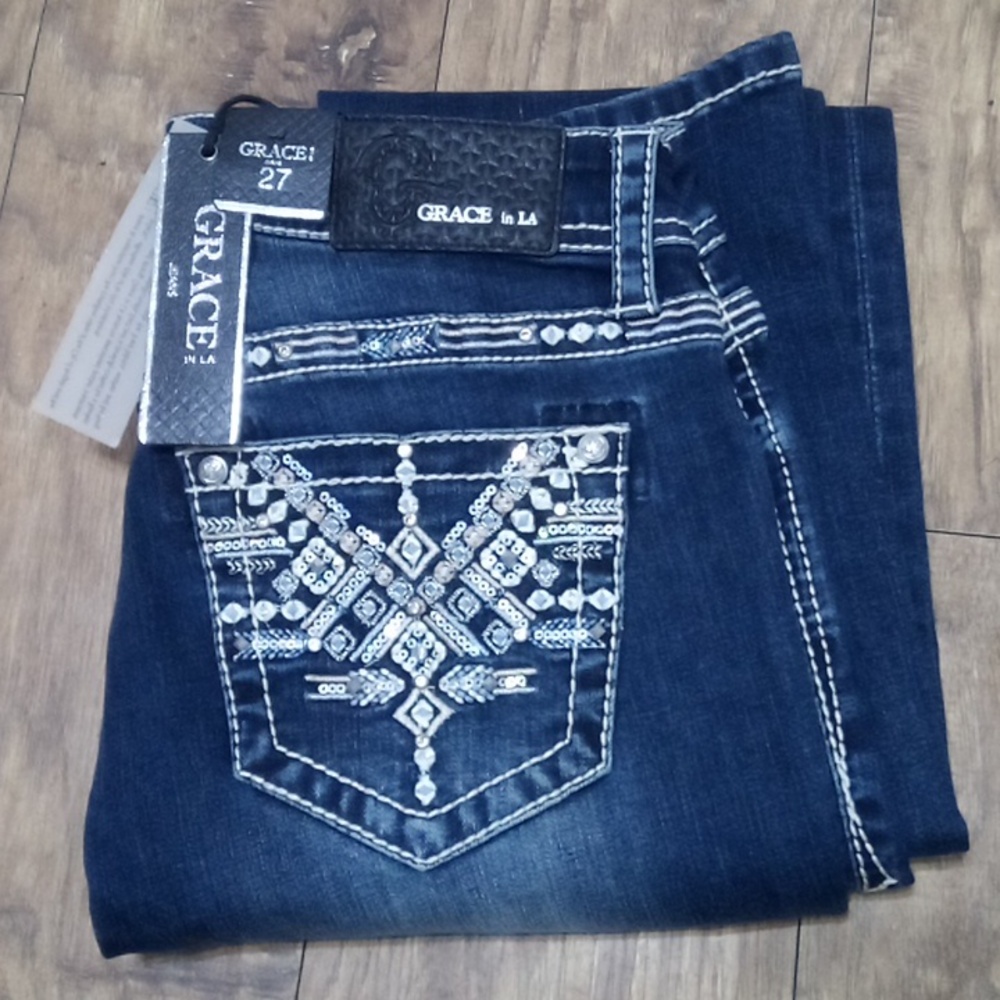 Grace in LA Women's 27 Embroidered Shimmer Boot Cut NWT
